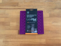 LickiMat Classic Buddy - Dog purple